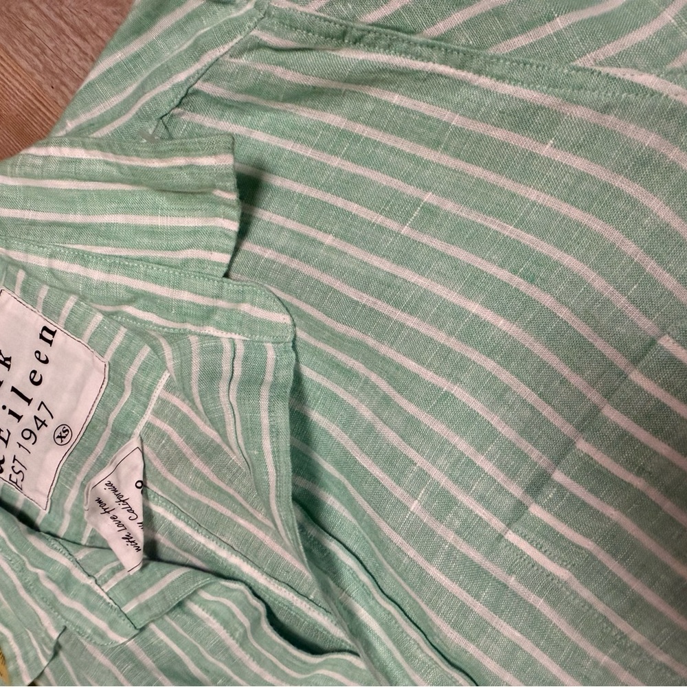 NWOT Frank and Eileen Barry Mint and White Striped Linen Blouse XS - Picture 2 of 10